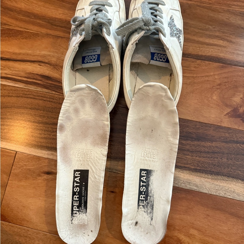 Golden Goose White and Gray Star Sneakers - Picture 4 of 6
